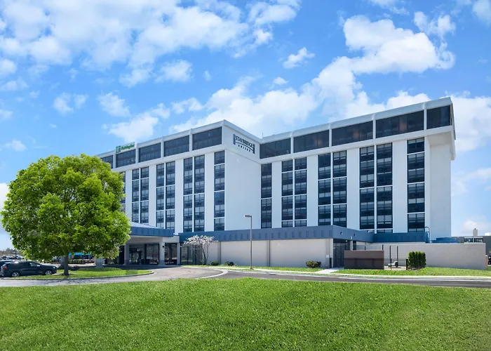 Chicago O'hare - By Ihg Rosemont